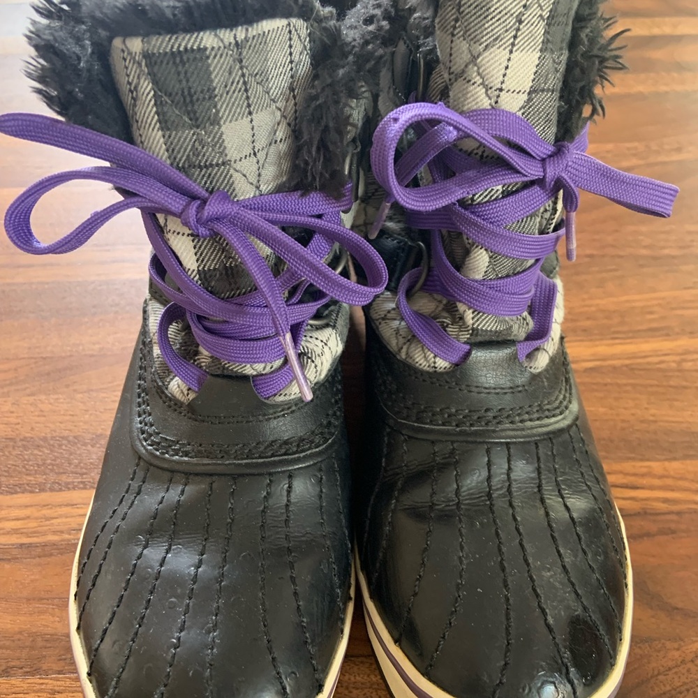 Sorel Tivoli Winter Boots - Size 6.5